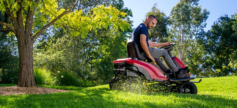 eS3000 Ride-On Mower